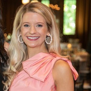 Meet your Posher, Caroline